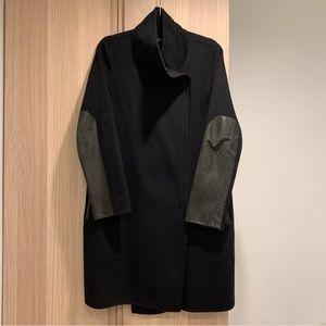 Vince Black Wool Coat - S